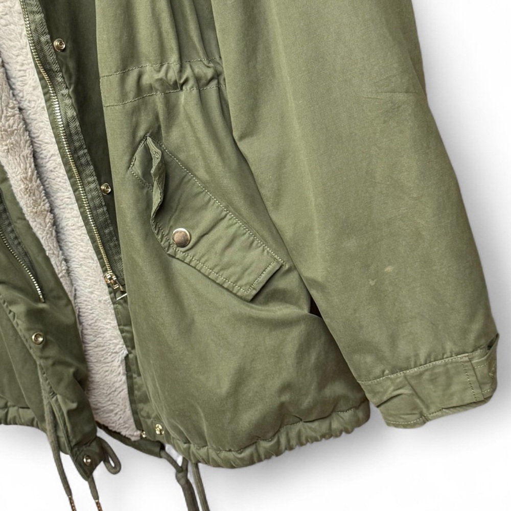 Forever 21 Plush Lined Hooded Utility Parka - Olive Green - Picture 8 of 8